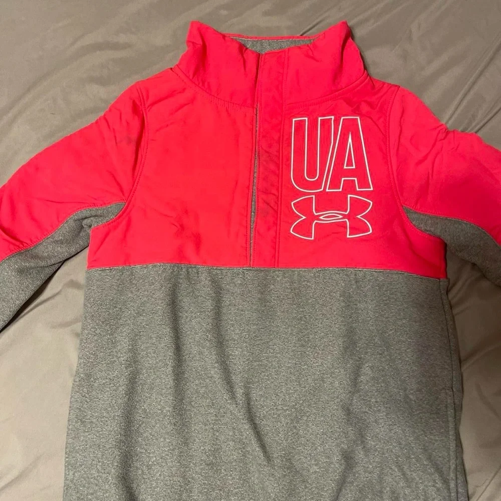 Under Armour Coldgear Neon Pink Sweatshirt Like Brand new Buttons M